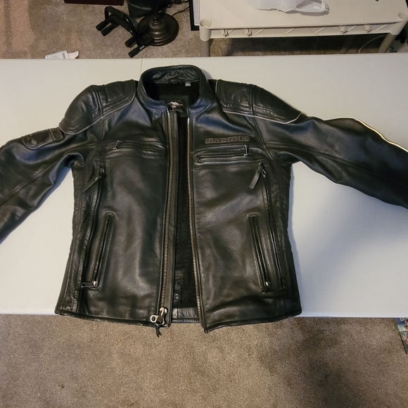 Men Harley Davidson leather Jacket. - Picture 6 of 6